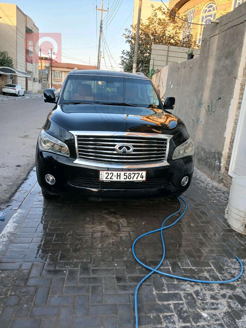 Infiniti QX80